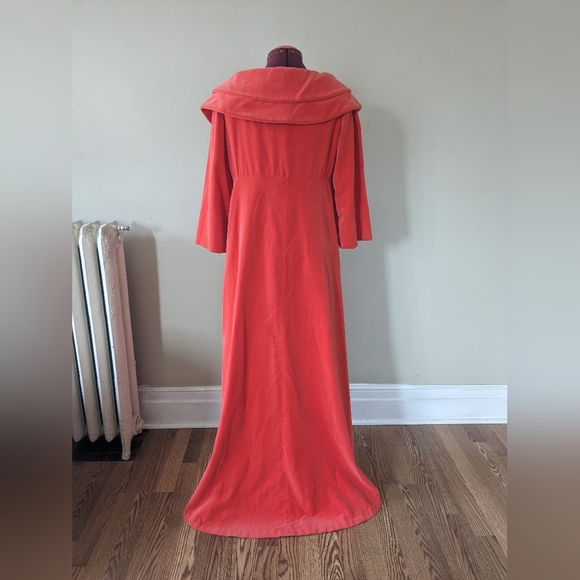 Vintage incredible velvet opera coat salmon with rosette rose detail Bridgerton - Picture 2 of 8
